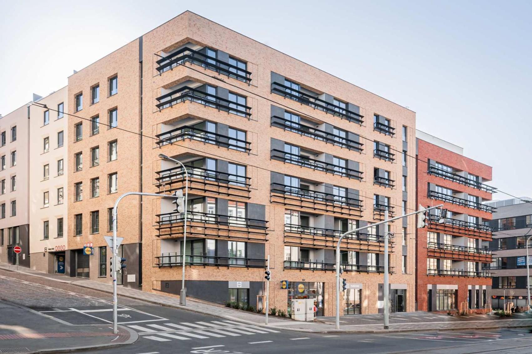 Apartment 4 Room, 2 Bath, Parking براغ المظهر الخارجي الصورة