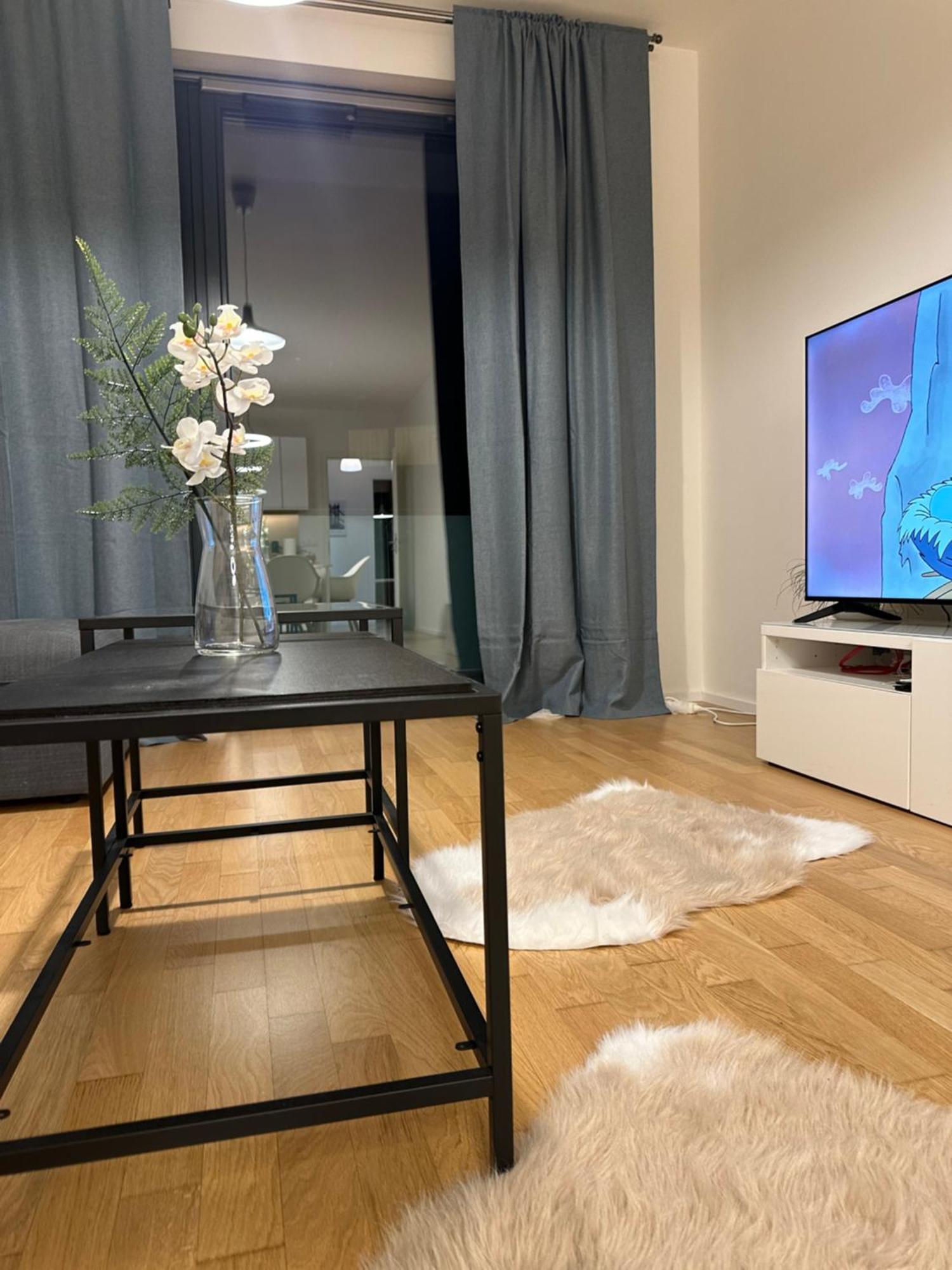 Apartment 4 Room, 2 Bath, Parking براغ المظهر الخارجي الصورة